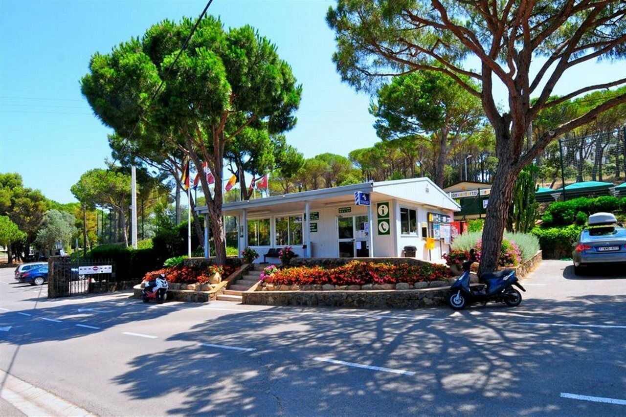 Camping Treumal Hotel Sant Antoni De Calonge Exterior photo